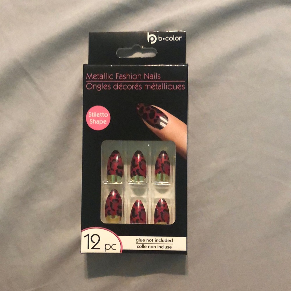 Metallic Fashion Nails